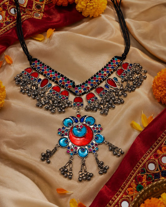 Neelam choker
