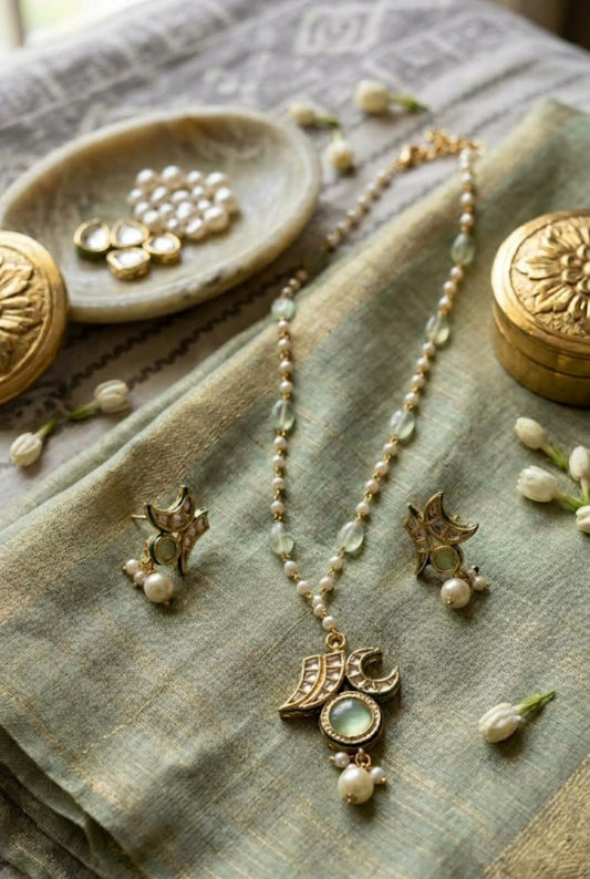 Chandrika pearl set