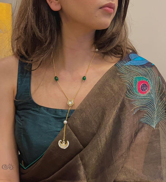 Chand pendent necklace