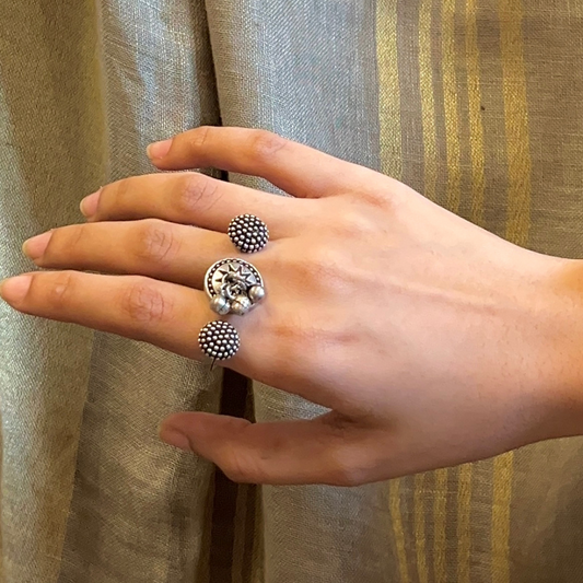 Trishala twin ring