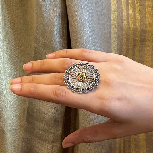 Maya ring