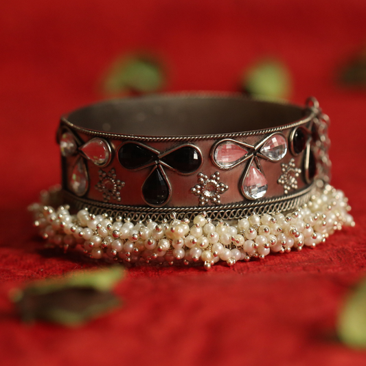 Mogra kundan Kada