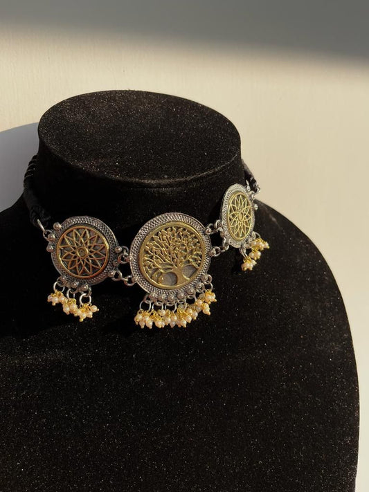 Doha choker set