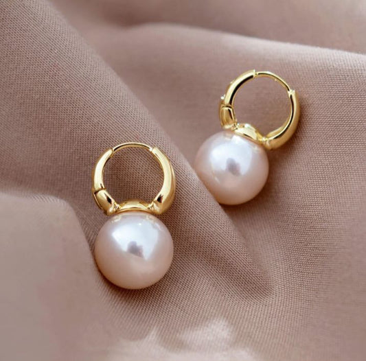 Golden pearl drop