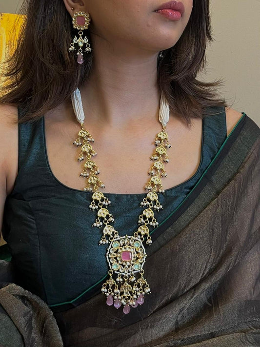 Gulabi noor long necklace set