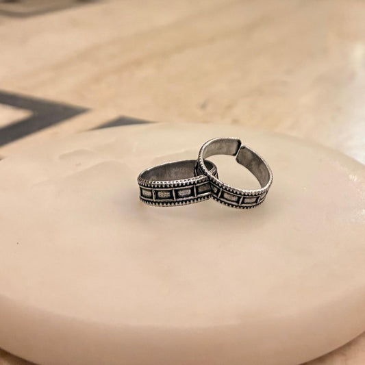 Toe ring 1